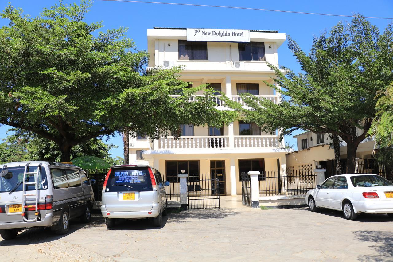 Dolphin Hotel Tanga Exterior photo