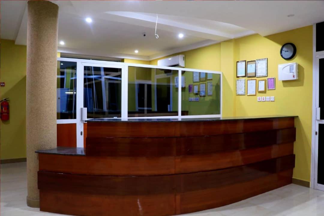 Dolphin Hotel Tanga Exterior photo